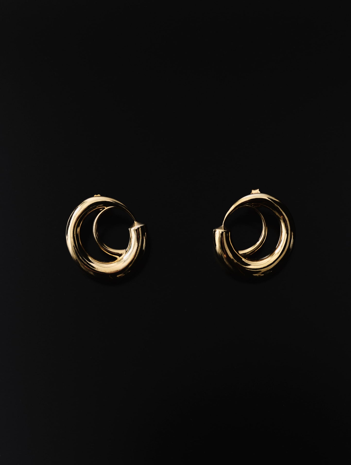 Anthurium Earring, Gold