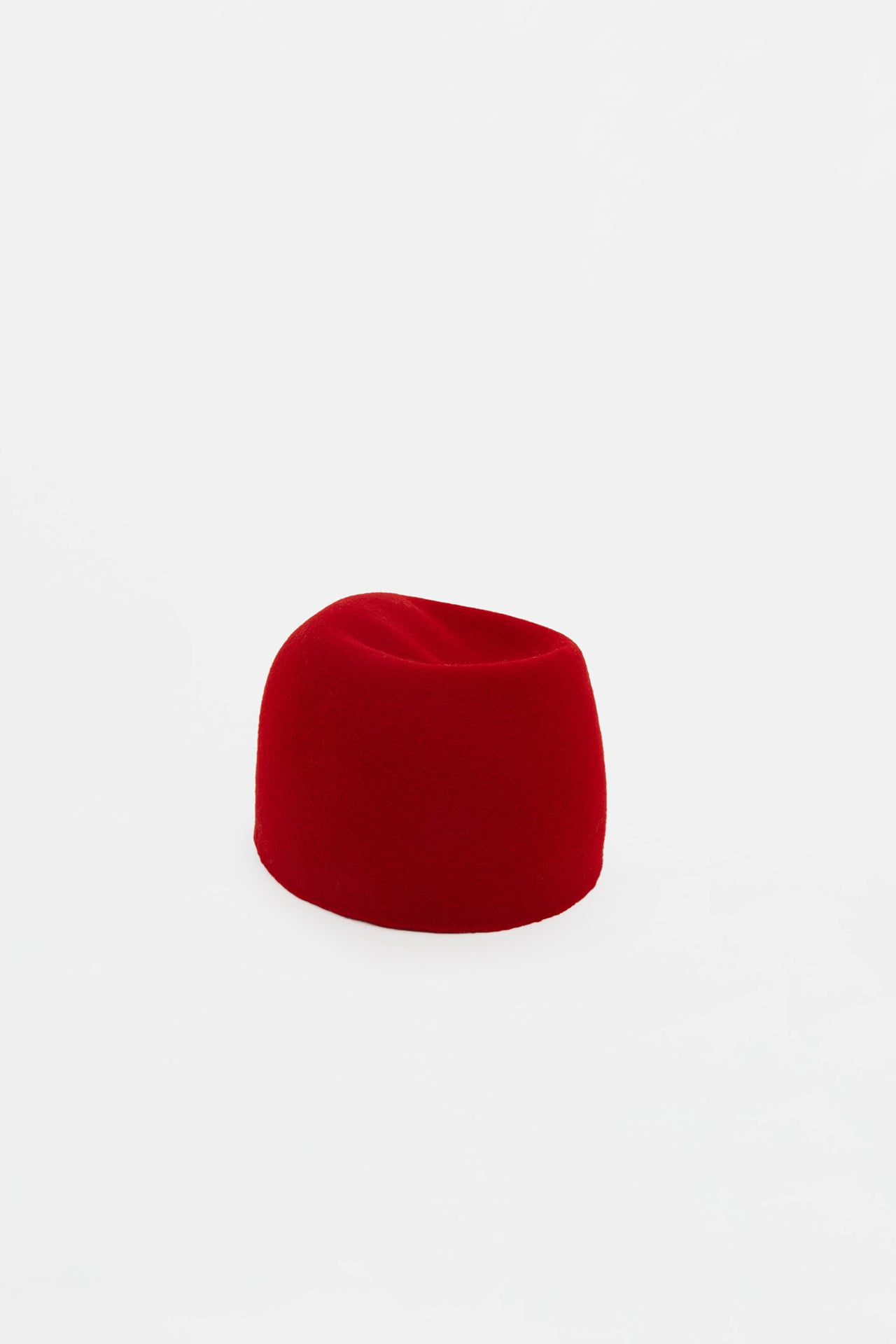 The Hat Julia, Vermillion Red