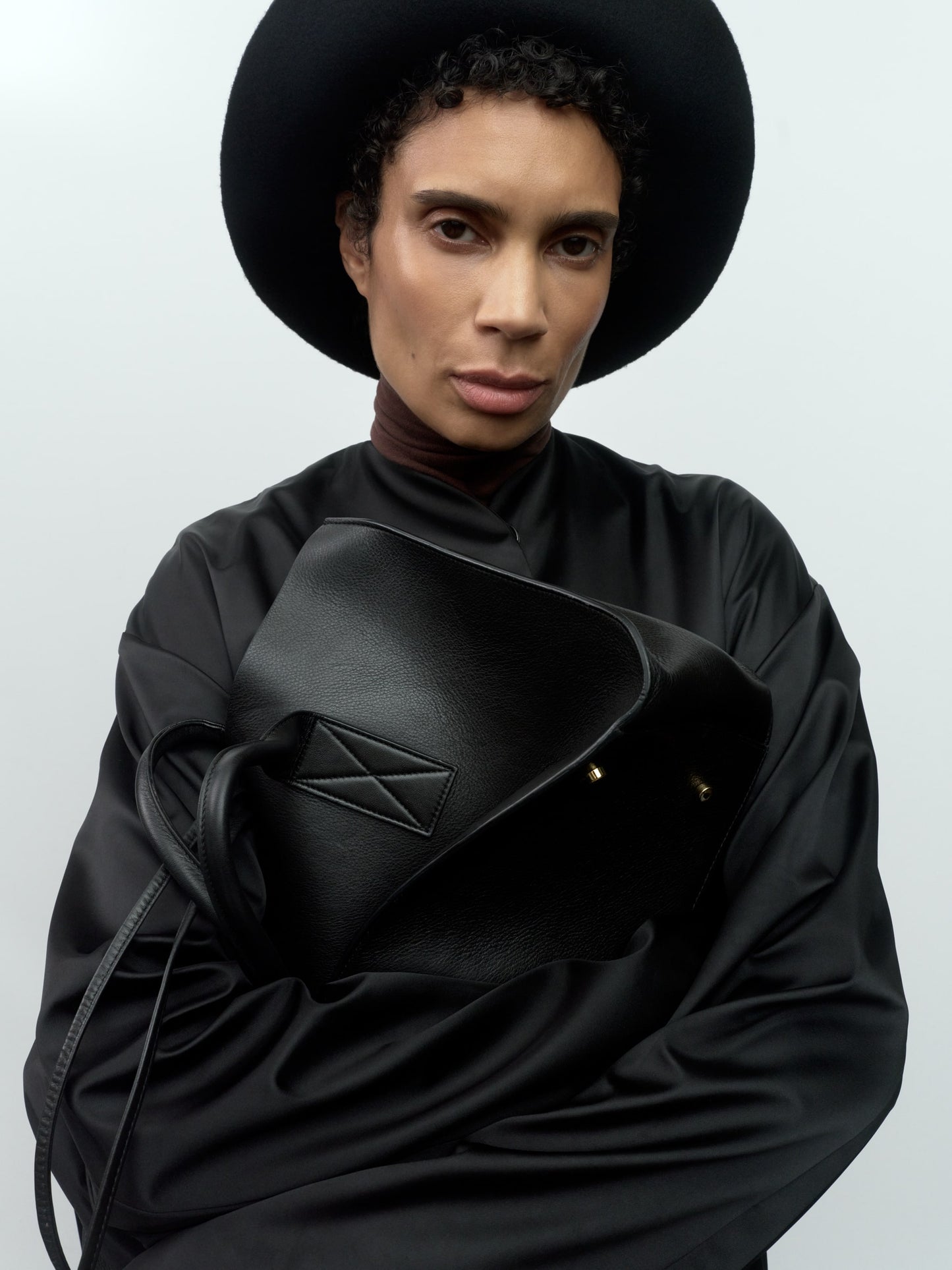 The Hat Lina, Charcoal Black