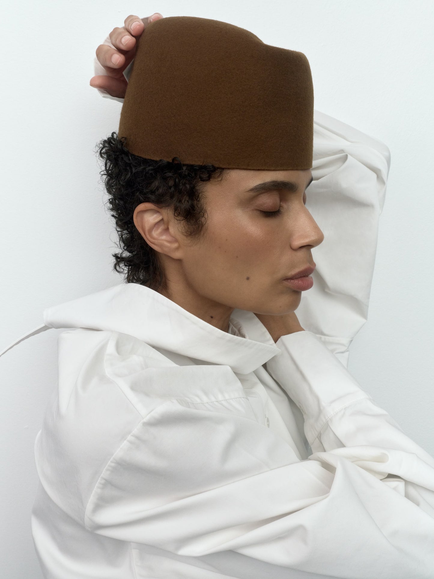 The Hat Julia, Amber Brown