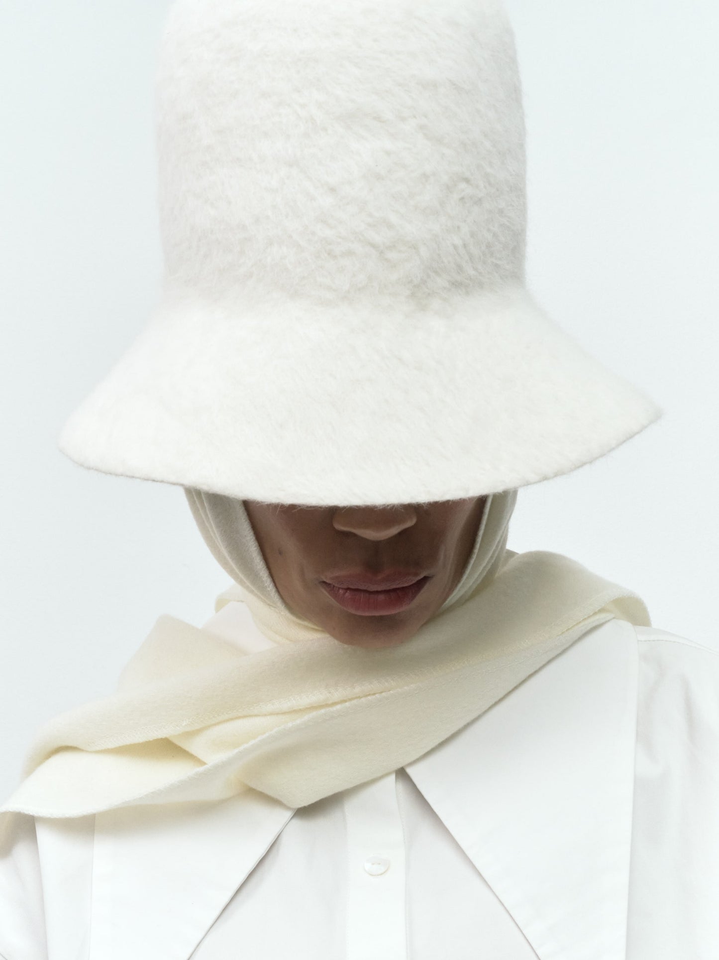 The Hat Lina, Ivory White