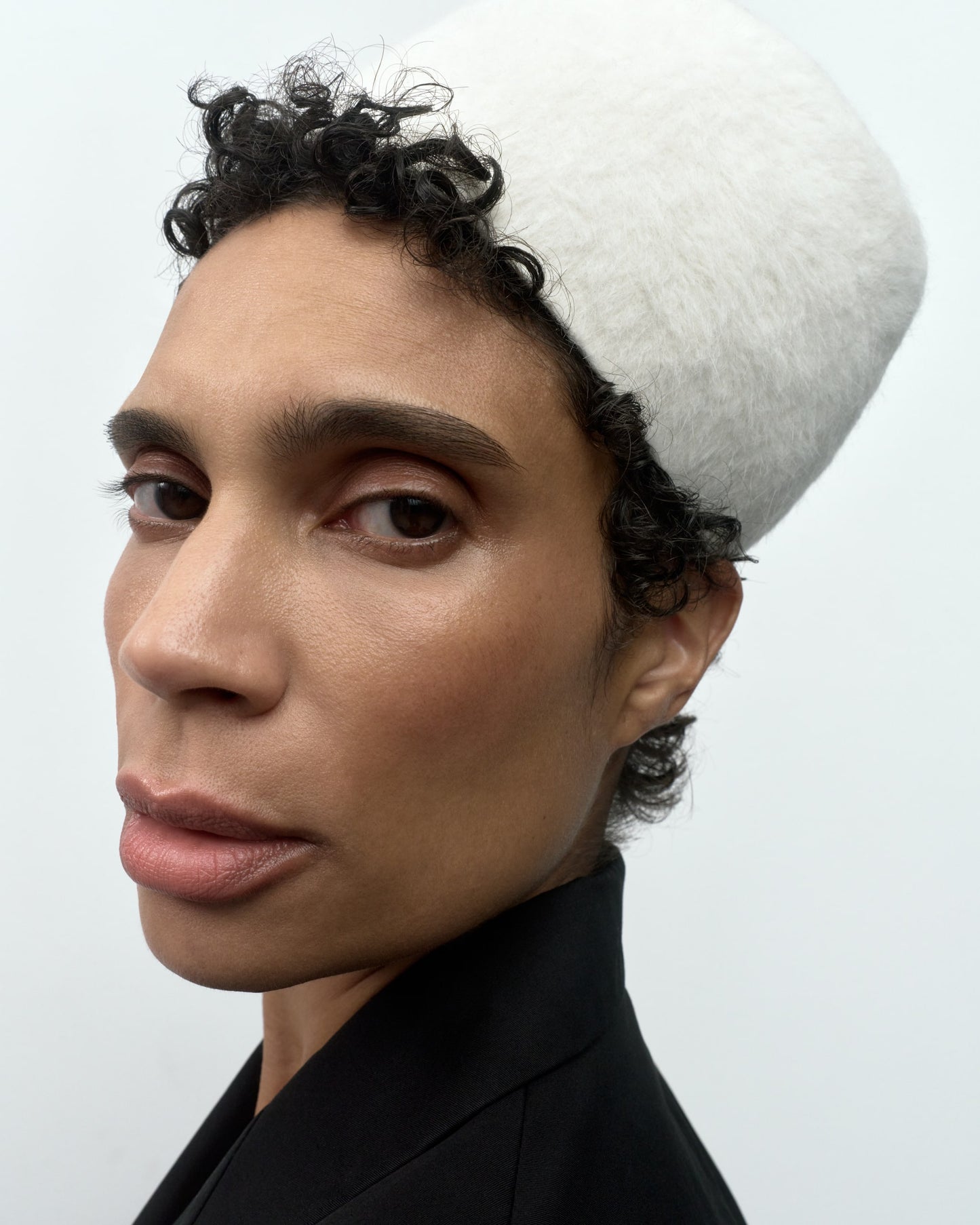 The Hat Julia, Ivory White